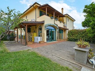 Casa indipendente in vendita a Loano