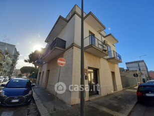 Casa indipendente in Vendita in Via Daunia a Brindisi