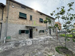 Casa indipendente in Vendita in Via della Stazione 14 a Ascoli Piceno