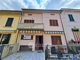 Casa indipendente in Vendita in Via Monte Sabotino 6 a Pistoia