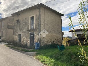 Casa semindipendente in vendita