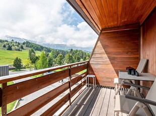 Chalet 'Panorama' con vista sulle montagne, terrazza privata e Wi-Fi