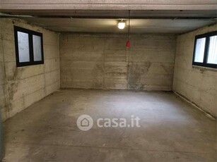 Garage/Posto auto in Affitto in a Formigine