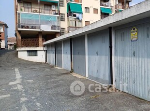 Garage/Posto auto in Affitto in Via Cesare Battisti 113 a Collegno