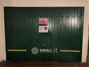 Garage/Posto auto in Affitto in Via Roen 59 a Bolzano