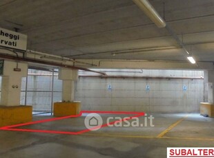 Garage/Posto auto in Vendita in Via Commercio 1 a Cento