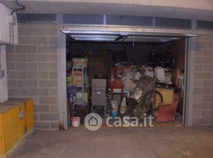 Garage/Posto auto in Vendita in Via Commercio 1 a Cento