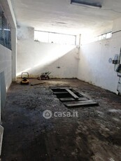 Garage/Posto auto in Vendita in Via Roma 139 a Nepi