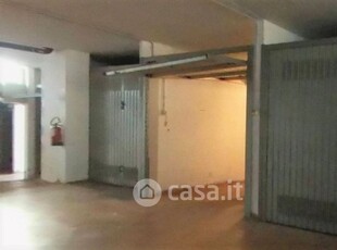 Garage/Posto auto in Vendita in Via Vittorio Gavi a Imperia