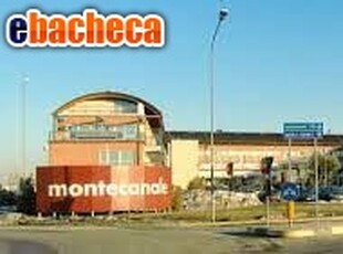 Locale commerciale con..