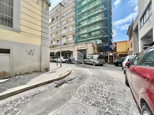 NEGOZIO A MARANO DI NAPOLI