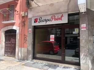 Negozio in affitto a Bari