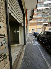 Negozio in vendita a Salerno