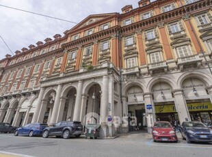Negozio/Locale commerciale in Affitto in Piazza Statuto a Torino