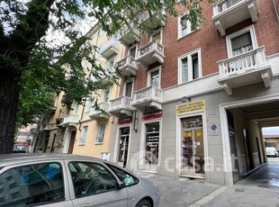 Negozio/Locale commerciale in Affitto in Via Breglio 52 a Torino