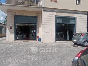 Negozio/Locale commerciale in Affitto in Via per Fiuggi a Frosinone