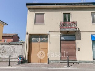 Negozio/Locale commerciale in Vendita in Via della Libertà 9 a Settimo Milanese