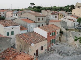 Osilo, S.Vittoria, casetta indipendente