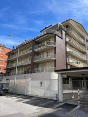 Quadrilocale in Via carafa, Avellino, 2 bagni, con box, 125 m²