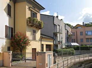 Quadrilocale in Via Del Seminario 34/B, Lecco, 4 bagni, garage, 217 m²