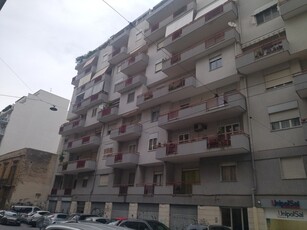 Quadrilocale in Via Lattanzio 66, Bari, 1 bagno, 145 m², 7° piano