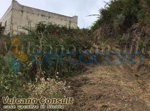 Rustico casale da ristrutturare, in vendita in Salita Santa Margherita, Lipari