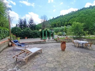 Rustico in vendita a Bagno A Ripoli