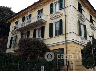 Stanza in Affitto in Corso Mentana a Genova