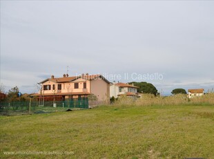 Terreno edificabile residenziale in vendita a Castiglione Del Lago