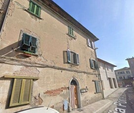 Trilocale in Via Ponte a Elsa Brusciana 23, Empoli, 1 bagno, 57 m²