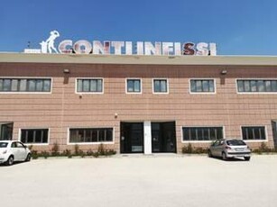 Ufficio condiviso in affitto a L'Aquila