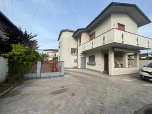 Vendita Casa indipendente Viareggio - Migliarina