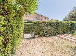 Villa a Schiera a Fiumicino Via Copanello 5 locali