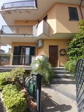 Villa a schiera in vendita