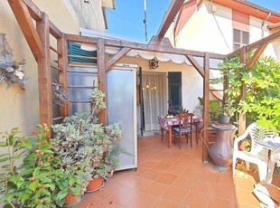 Villa a schiera in vendita a Sarzana