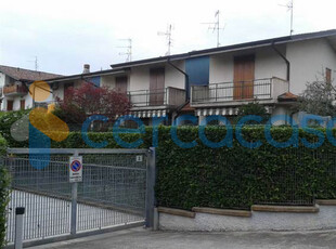 Villa a schiera in vendita in Via Quarti 11, Scanzorosciate