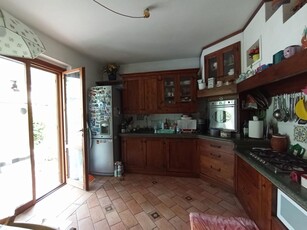 Villa con giardino, San Giuliano Terme asciano