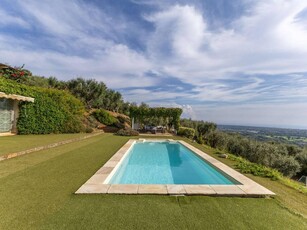 Villa in affitto a Pietrasanta