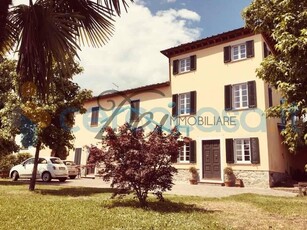 Villa in ottime condizioni in vendita a Capannori