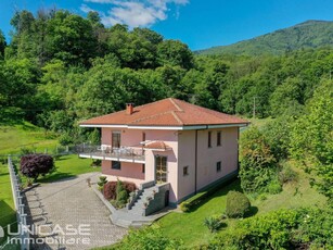 Villa in vendita a Barge