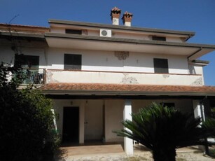 Villa in vendita a Teano