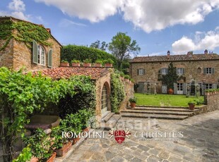 Villa in Vendita in a Arezzo