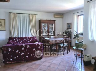 Villa in Vendita in a Grosseto