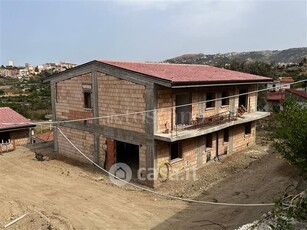 Villa in Vendita in a Reggio Calabria