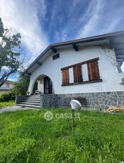 Villa in Vendita in Strada alla Verza a Piacenza