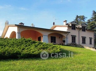 Villa in Vendita in Strada Comunale del Torrazzo a Gazzola