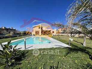 Villa in Vendita in Strada senza nome a Siracusa