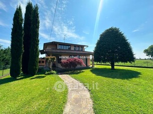 Villa in Vendita in Via Alessandro Volta a Monte Cremasco