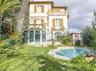 Villa in vendita in Via Filippo Airenti 24, Imperia