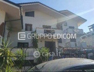 Villa in Vendita in Via Gerolamo Sambiase a Cosenza